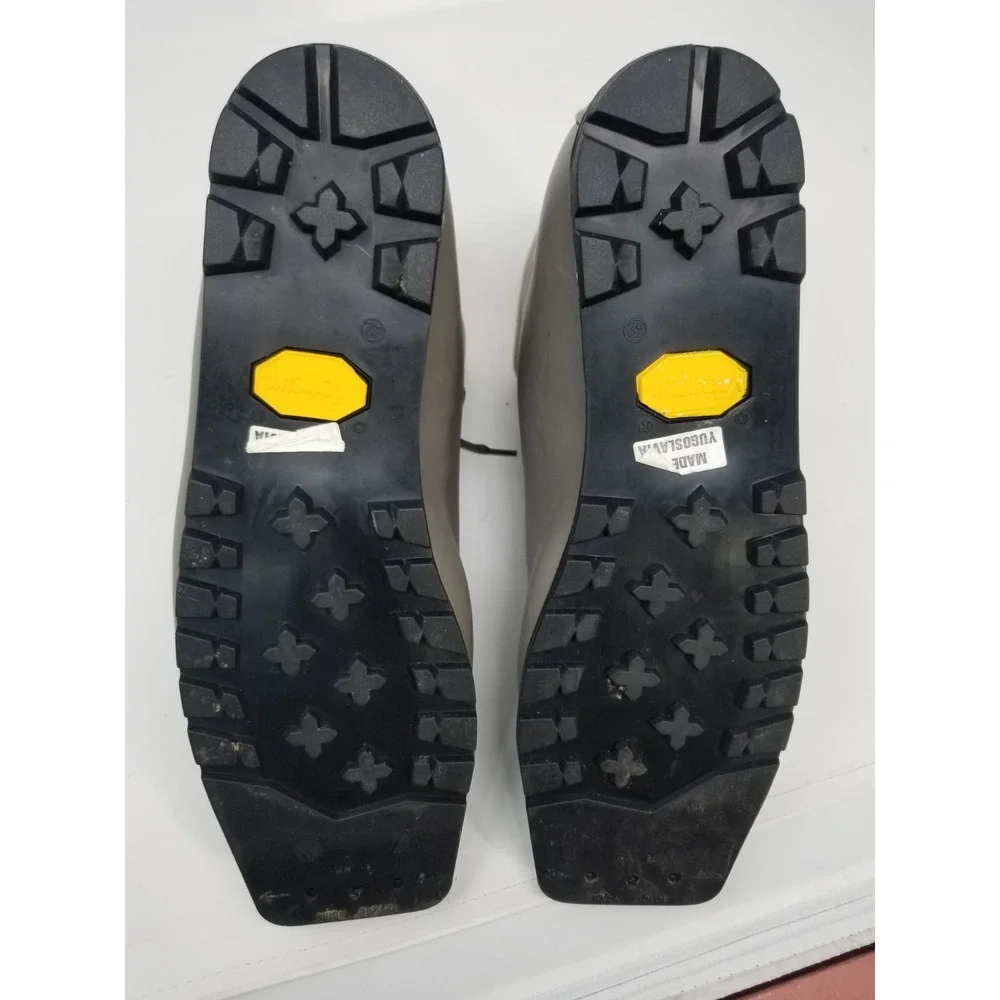 Alpina Boots Blazer Cross Country Nordic Ski Athletic 5107-0 Gray Vibram Sz 42